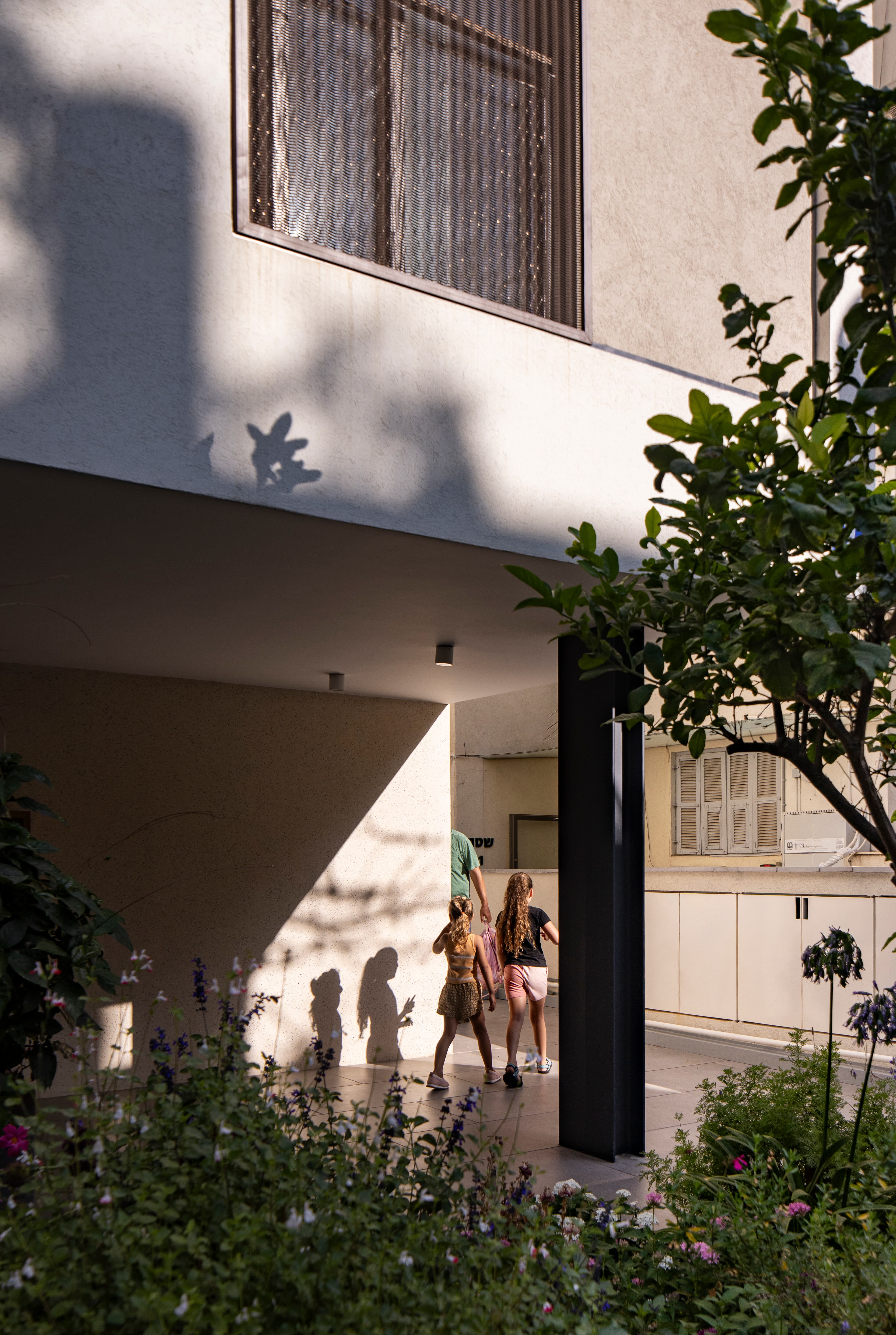 Shtand 9 entrance garden life